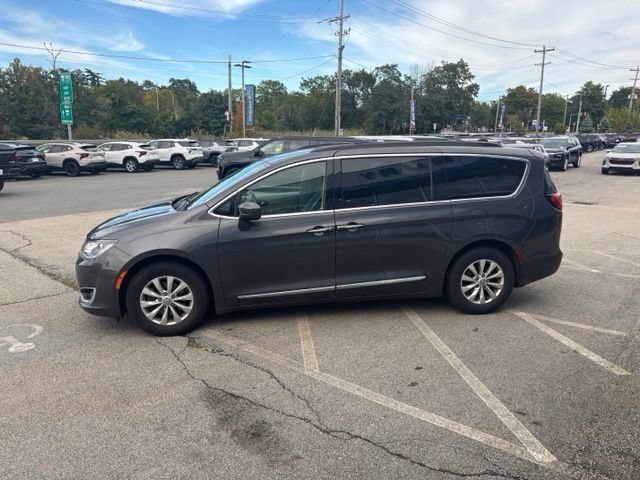 2017 Chrysler Pacifica Touring-L - Photo 12