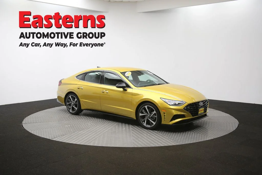 Used 2021 Yellow Hyundai SEL Plus image 47