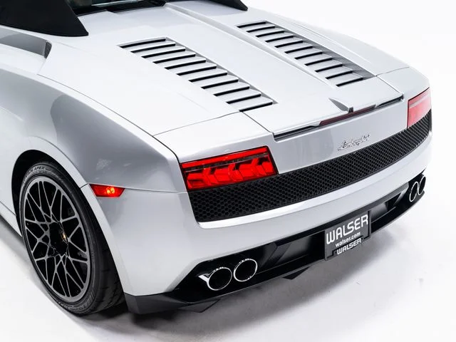 Used 2011 Silver Lamborghini LP560-4 image 83