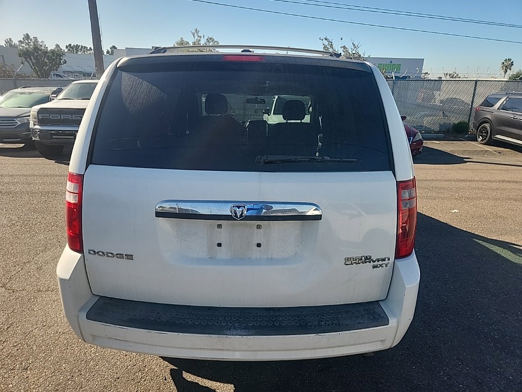 Used 2010 Stone White Dodge SXT image 11