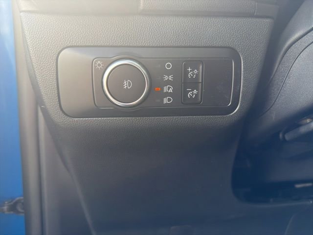 New 2026 Velocity Blue Metallic Ford Outer Banks® image 13
