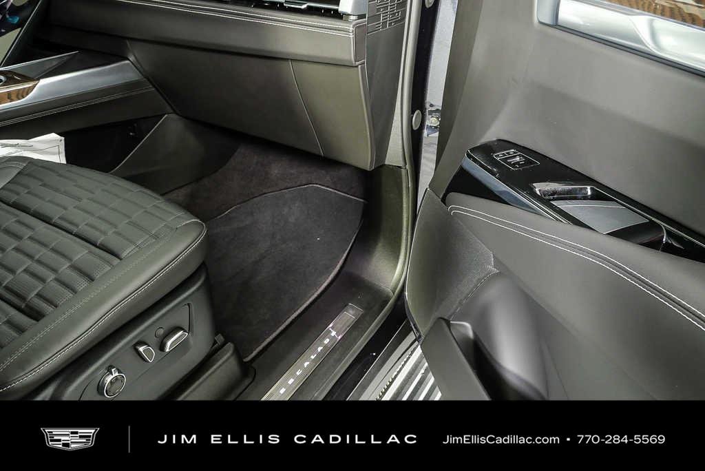 2026 Cadillac Escalade Platinum Sport - Photo 27