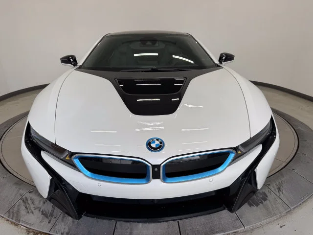 Used 2016 Crystal White Pearl Metallic w/BMW i Frozen Blue BMW Base image 12