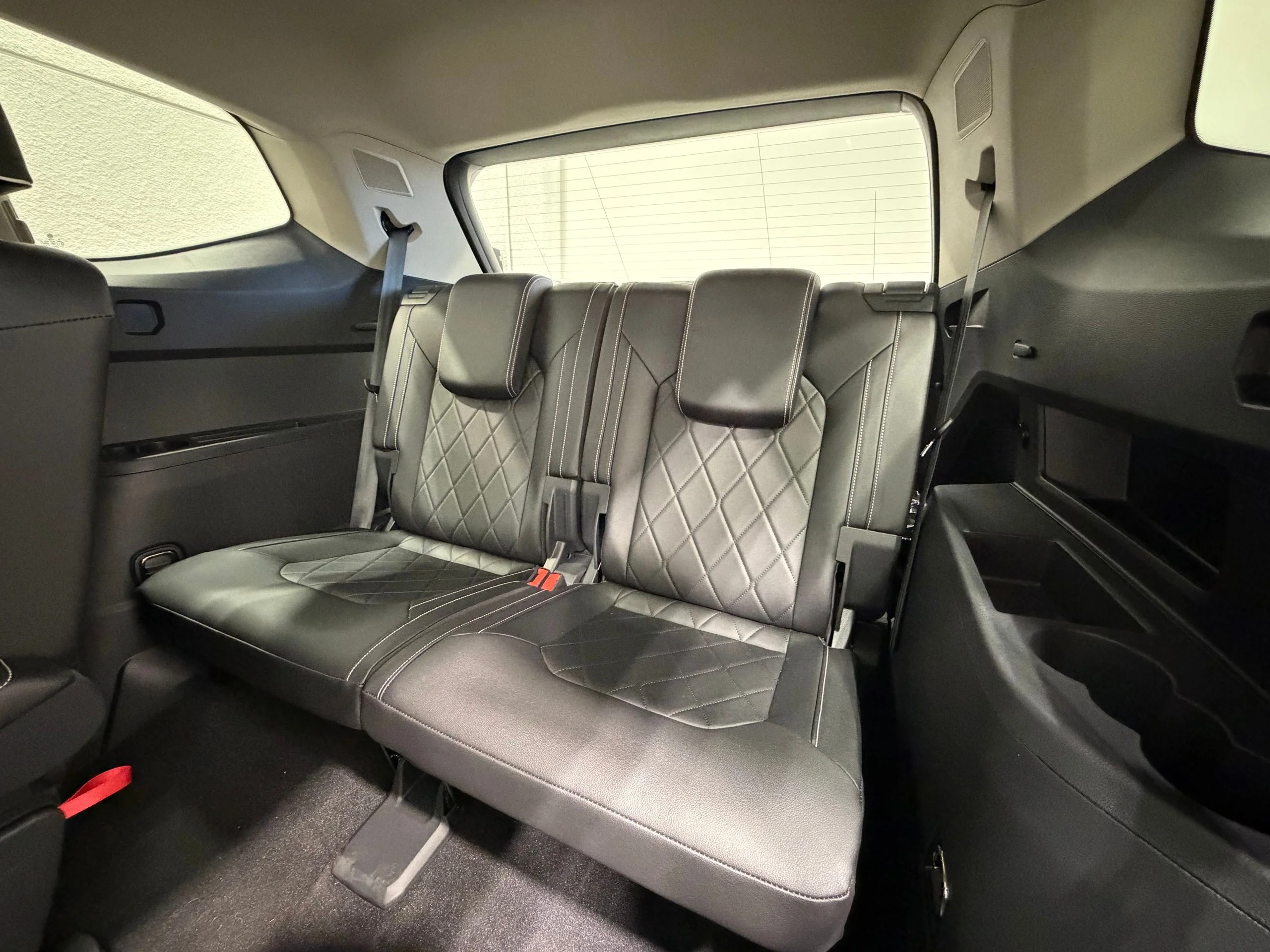 2025 Volkswagen Atlas SEL Premium R-Line - Photo 24
