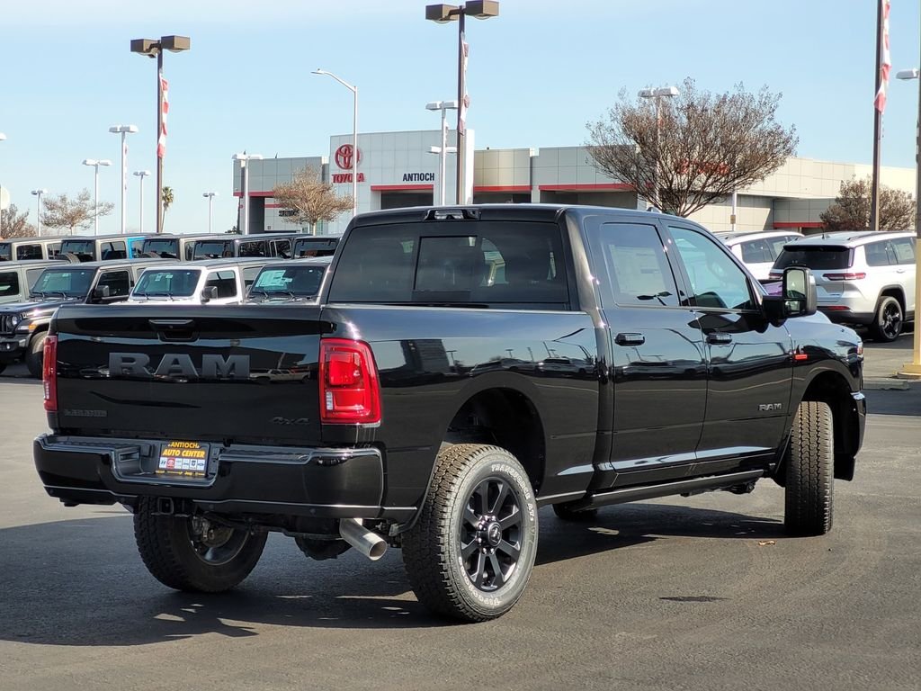 New 2026 Diamond Black Crystal Pearl-Coat Exterior Paint RAM Laramie image 3
