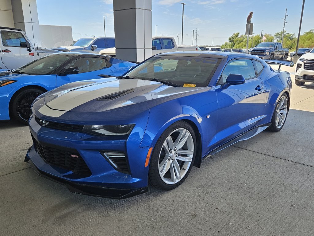 Used 2018 HYPER BLUE METALLIC Chevrolet 2SS image 2