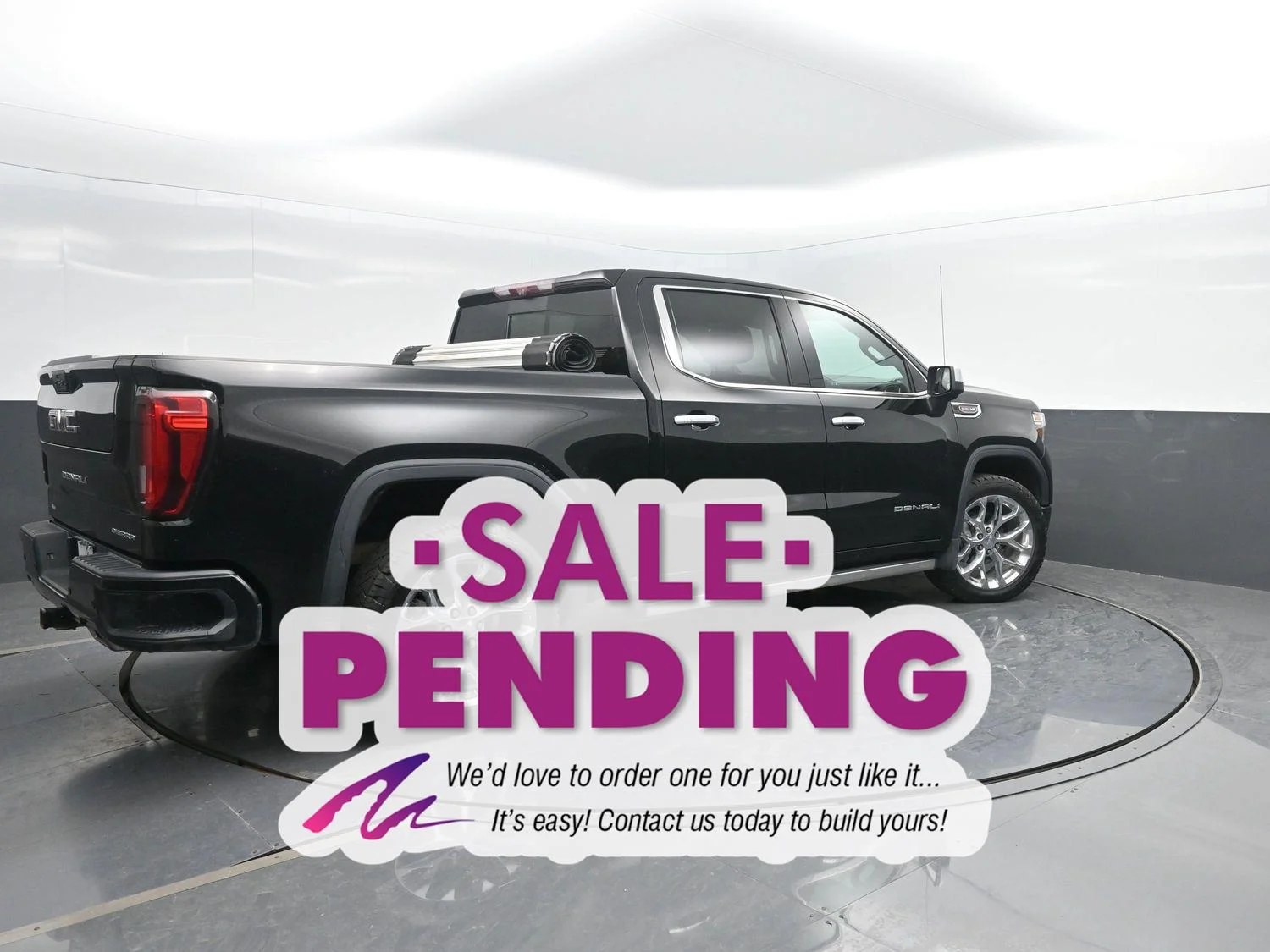 Used 2020 Onyx Black GMC Denali image 2