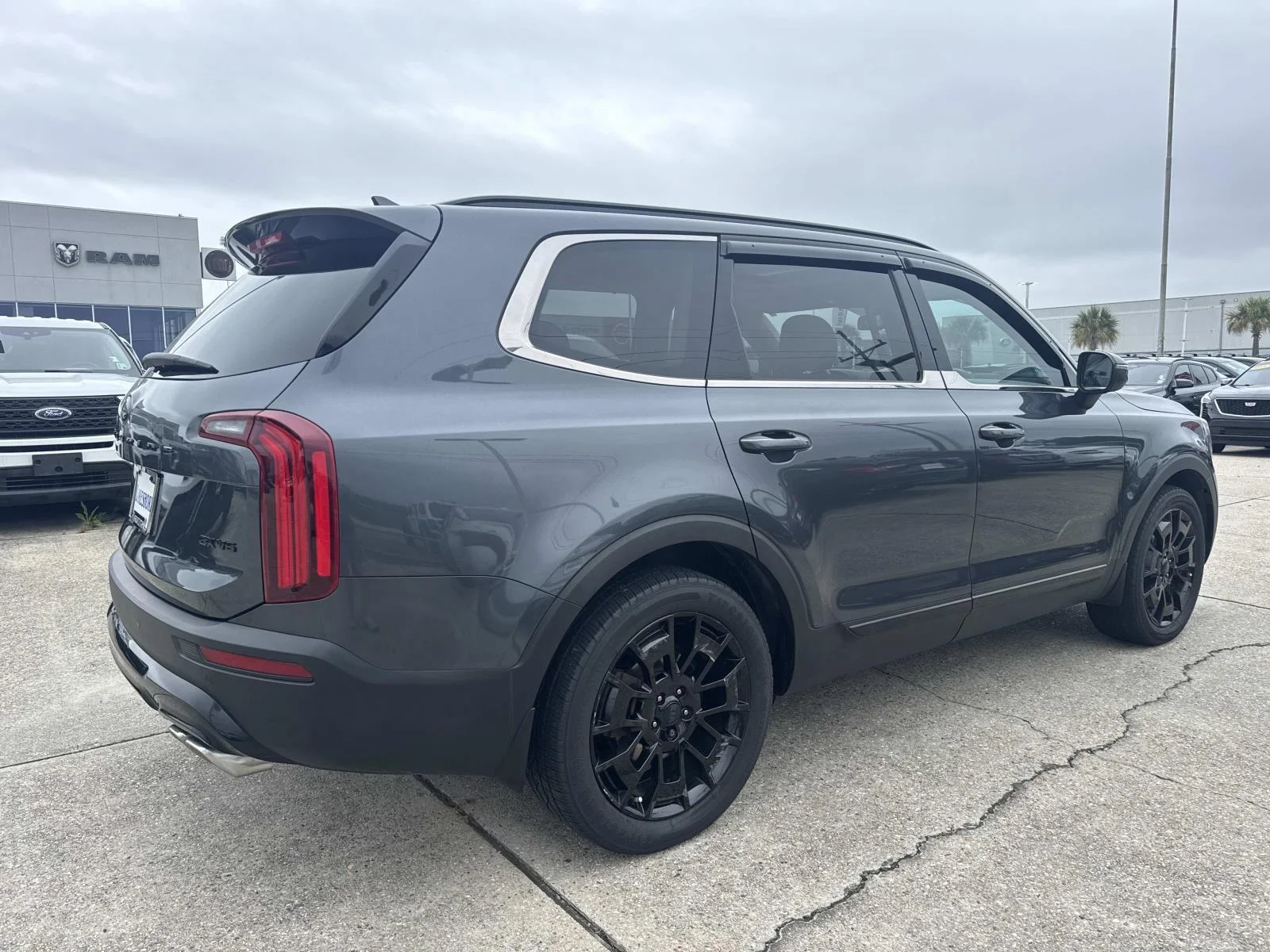 Used 2021 Gravity Grey Kia EX AWD image 7