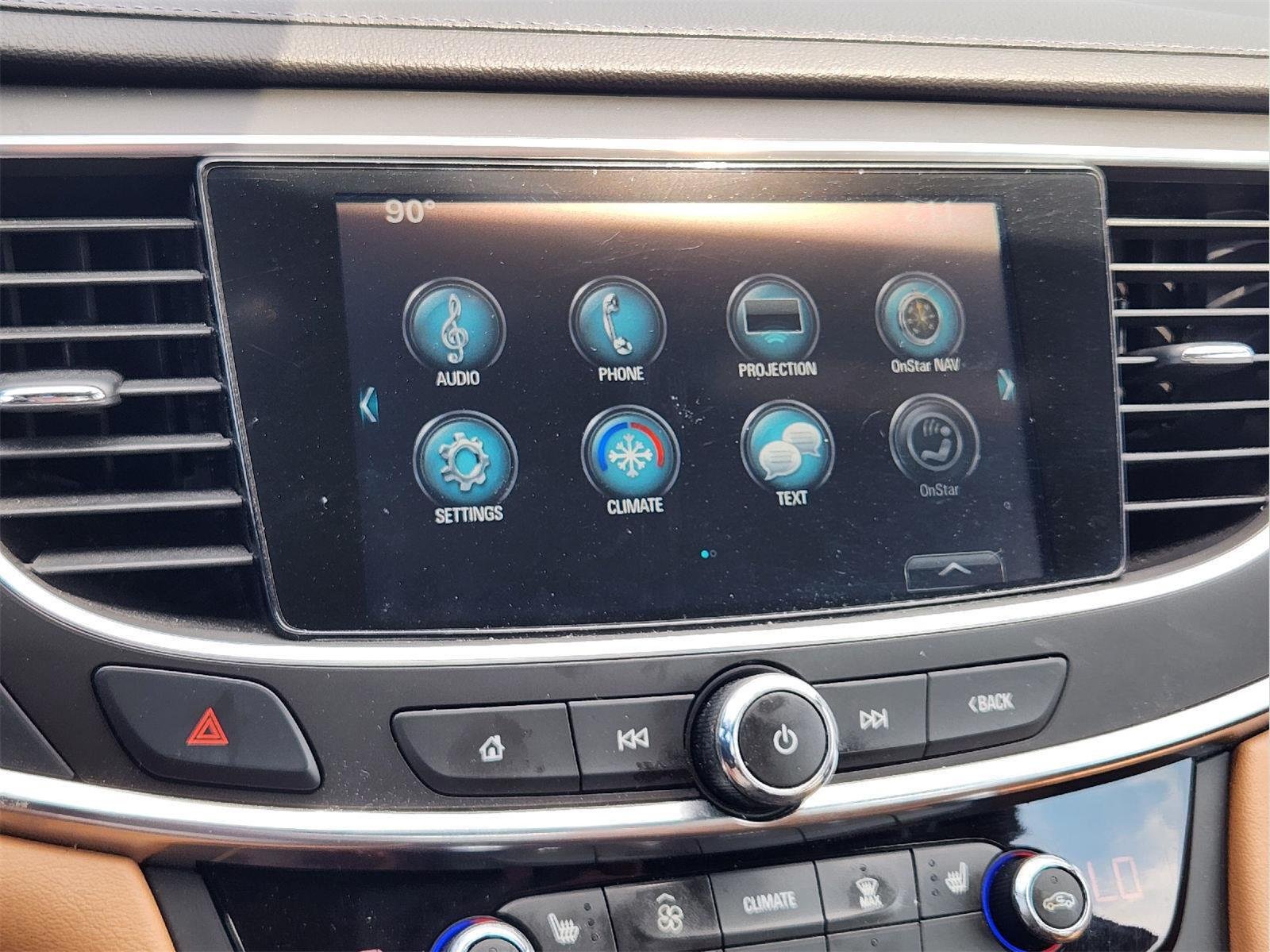 Used 2018 Summit White Buick Essence image 16