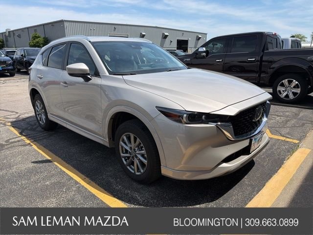 2025 Mazda CX-5 S Preferred package Auto AWD's photo