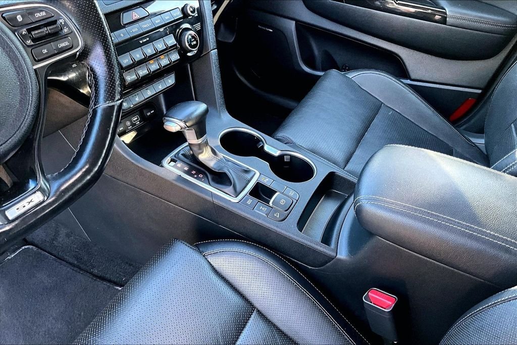 Used 2019 White Kia SX image 12