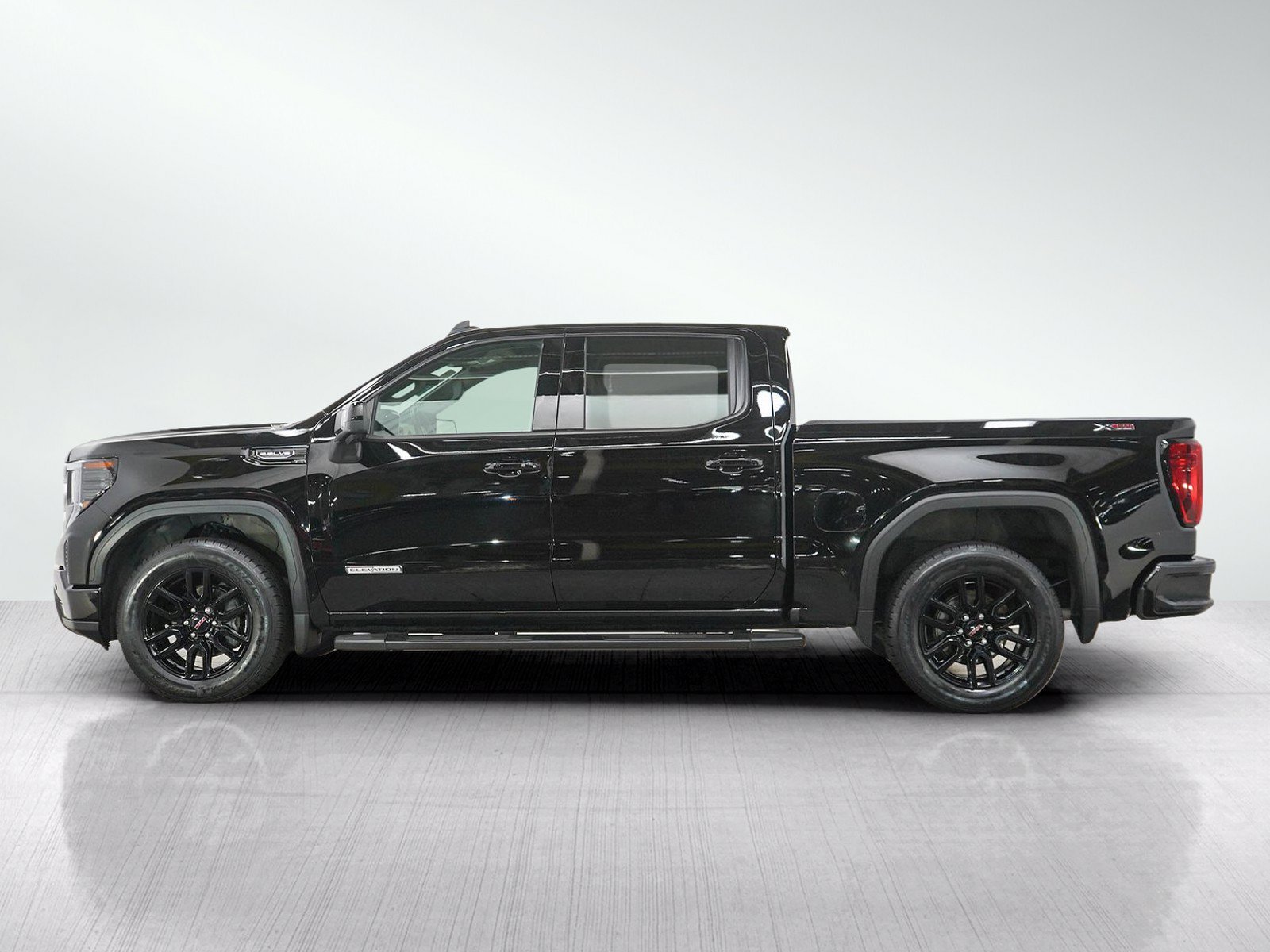 Used 2024 GMC Sierra 1500 Elevation with VIN 1GTUUCED4RZ308994 for sale in White Bear Lake, Minnesota