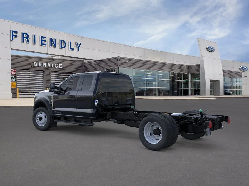 New 2026 Agate Black Metallic Ford F-550® XLT image 31