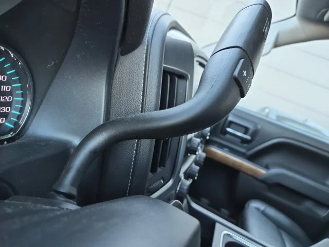 Used 2015 Deep Ocean Blue Chevrolet LTZ image 18