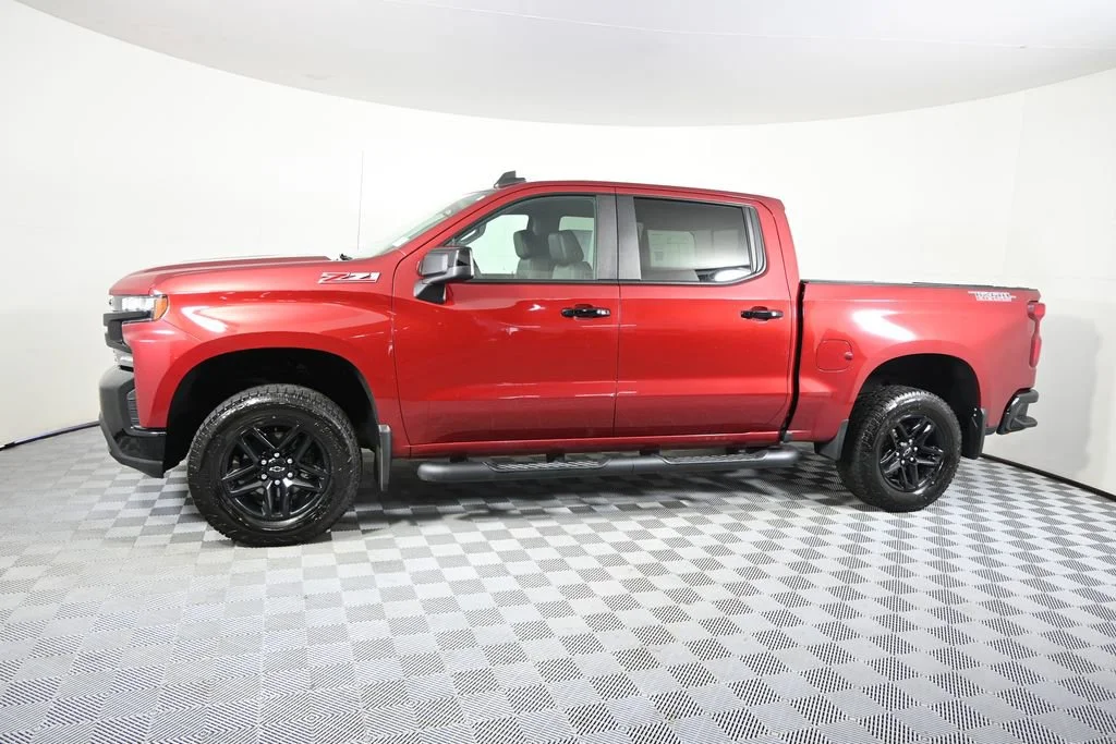 Used 2019 Chevrolet Silverado 1500 LT Trail Boss with VIN 3GCPYFED8KG119483 for sale in Forest Lake, Minnesota