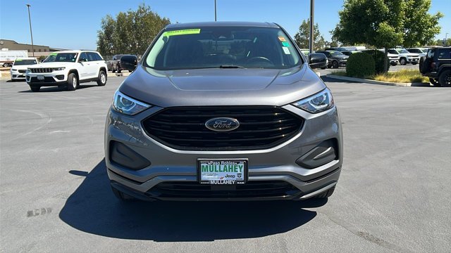 Used 2022 Gray Ford SE image 8