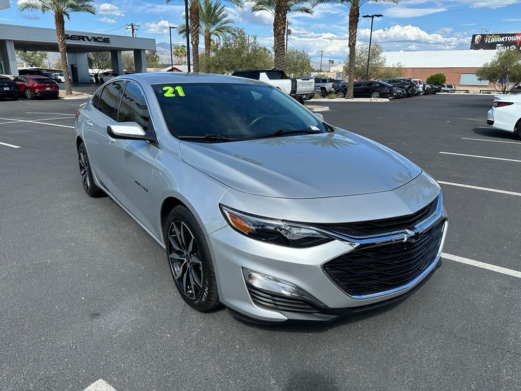 Used 2021 Silver Chevrolet RS image 22