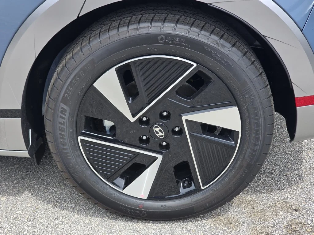 New 2027 Blue Hyundai Limited image 5