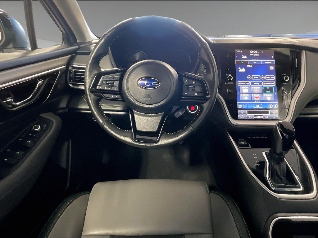 Used 2025 Black Subaru Onyx Edition image 17