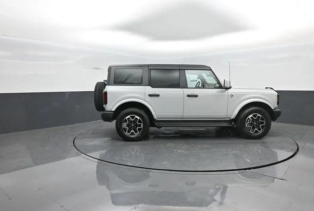New 2026 Avalanche Gray Ford Outer Banks® image 8