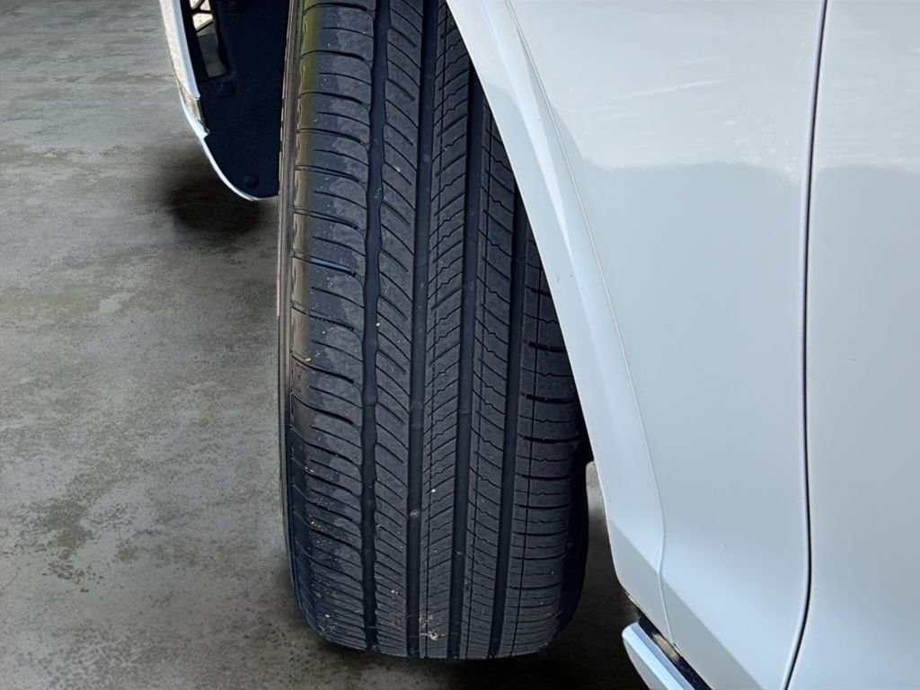 2026 GENESIS GV70 Standard - Photo 44