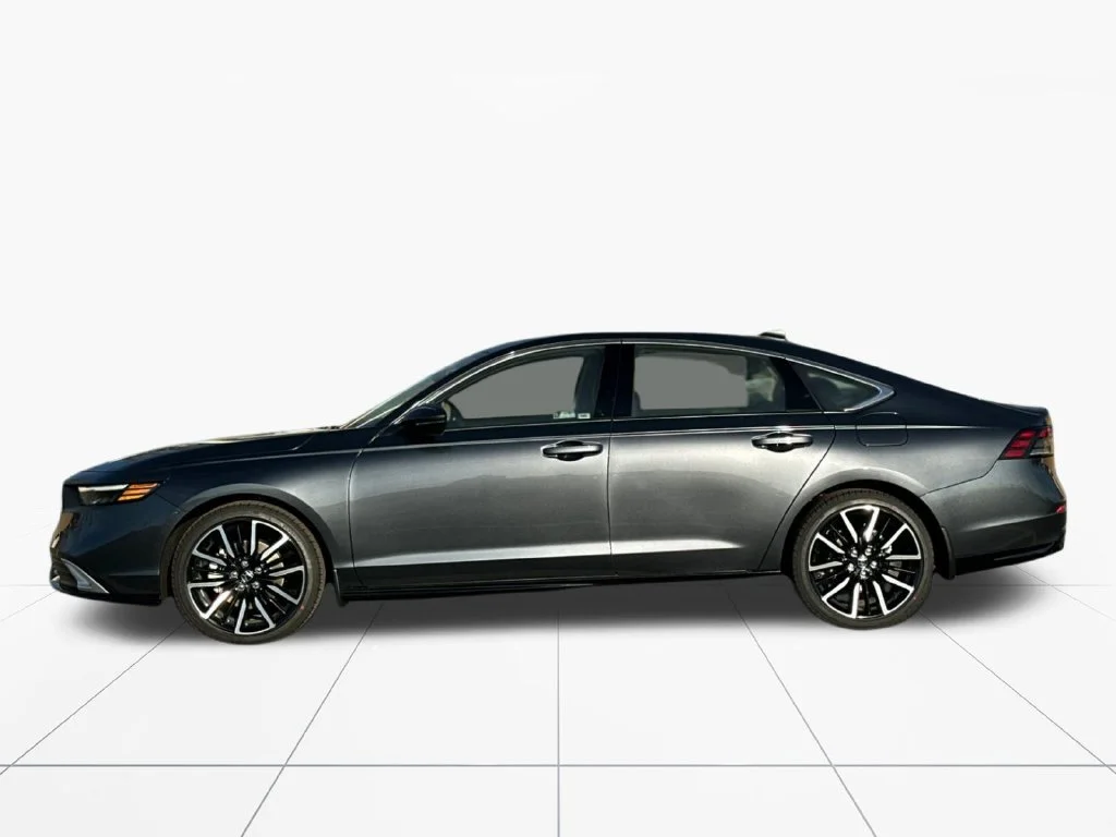 New 2026 Meteorite Gray Metallic Honda Touring image 7