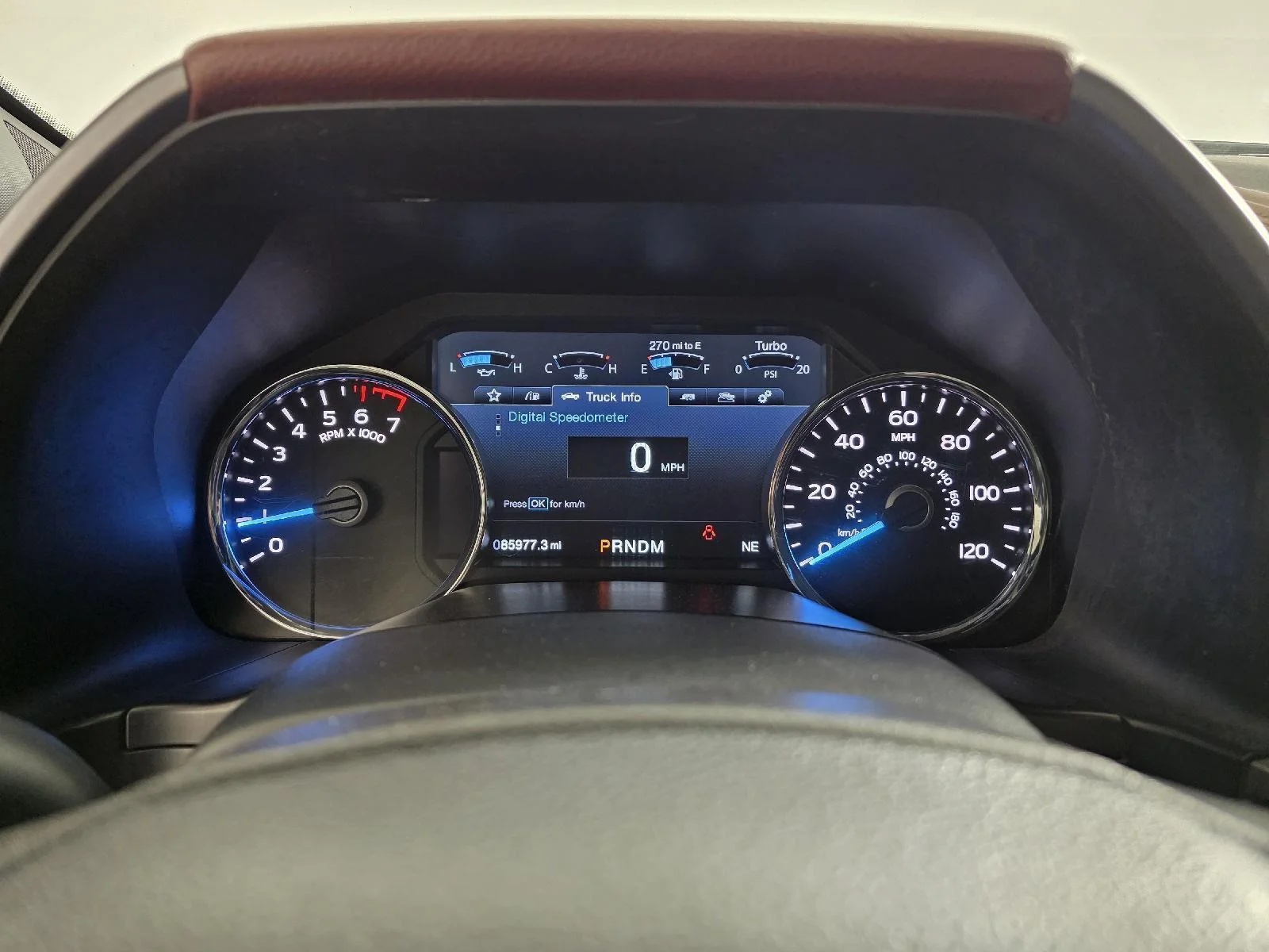 Used 2019 White Platinum Metallic Tri-Coat Ford Platinum image 31