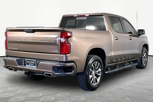 Used 2019 Beige Chevrolet RST image 6