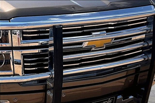 Used 2014 Brown Chevrolet High Country image 31