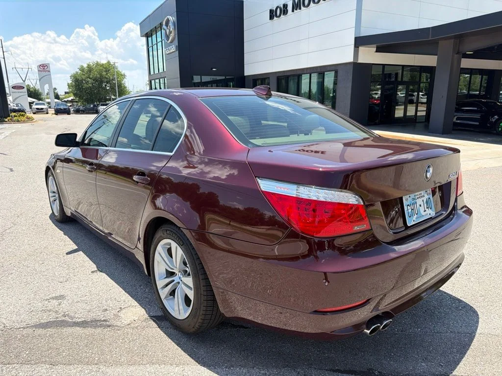 Used 2009  BMW 528i image 7
