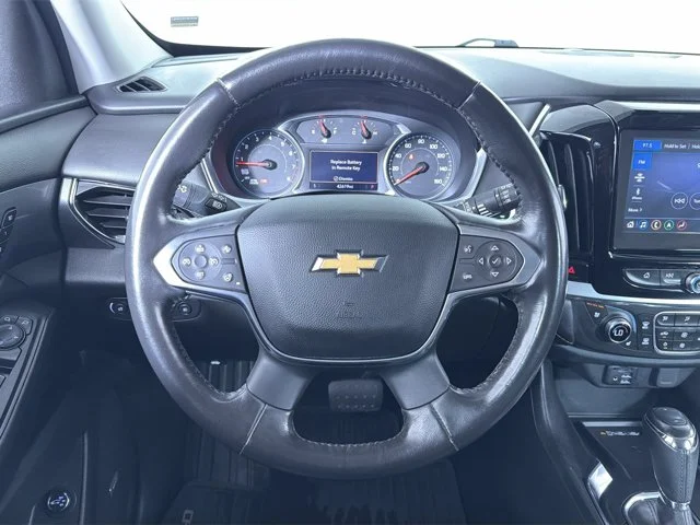 Used 2020 Silver Ice Metallic Chevrolet Premier image 13