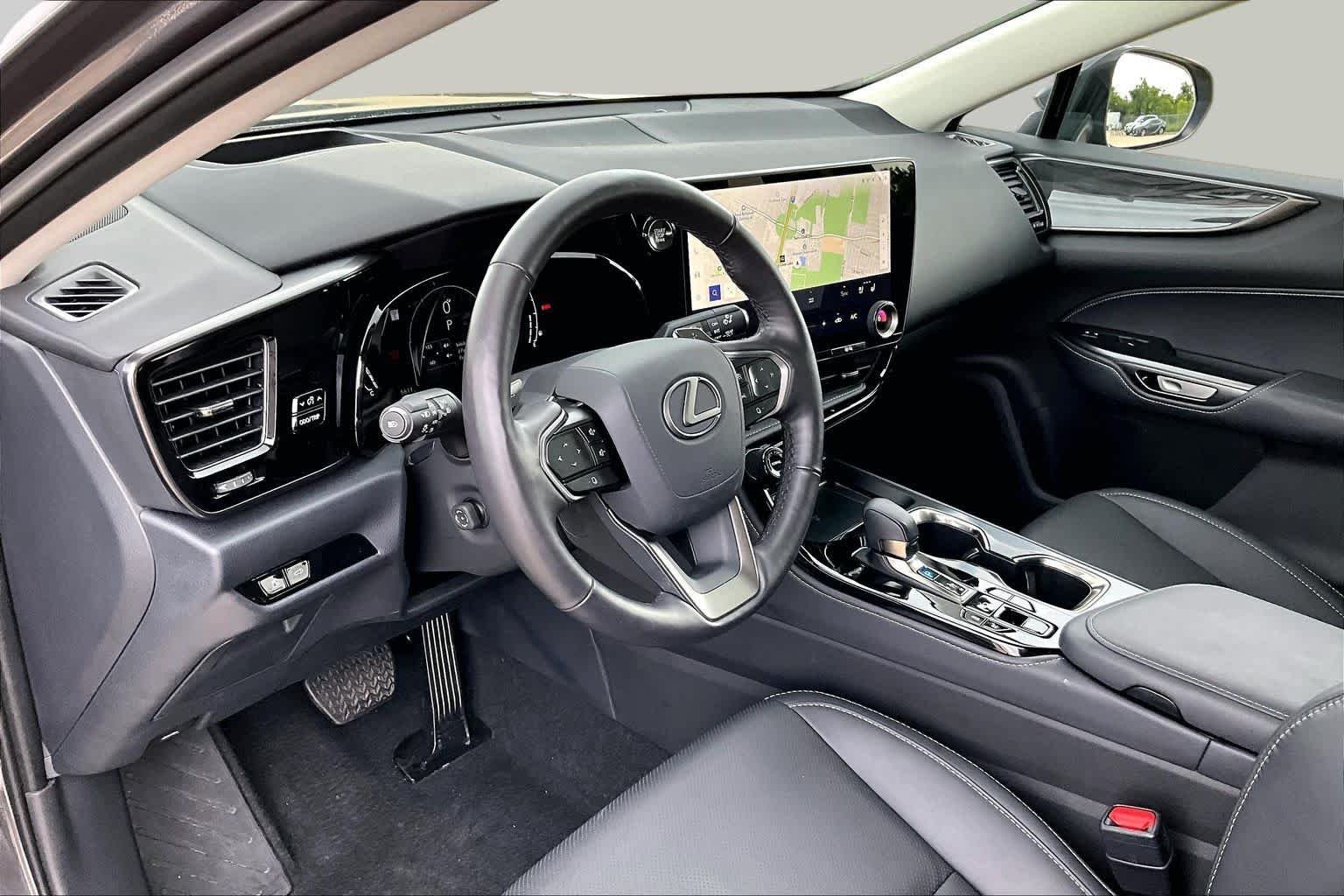 Certified Used 2025 SONIC CHROME Lexus Premium image 18
