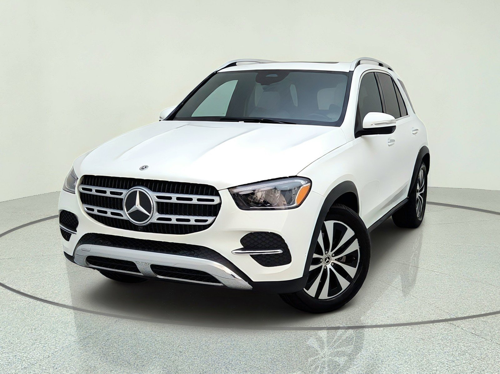 Certified Used 2026 Polar White Mercedes-Benz GLE 350 image 2
