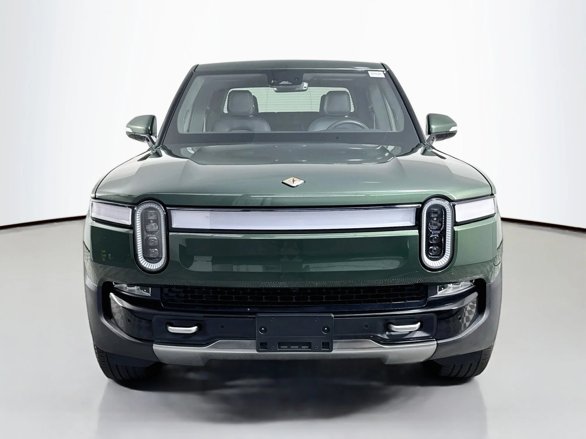 Used 2024 Rivian R1T Adventure with VIN 7FCTGBAA6RN032781 for sale in Palmetto Bay, FL