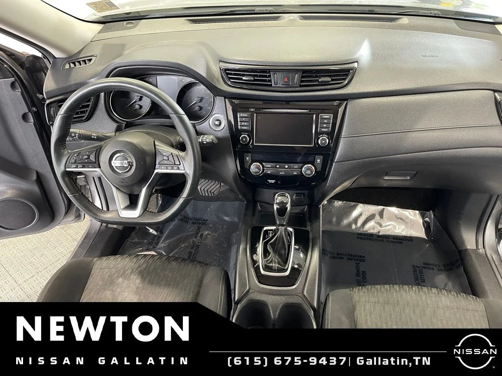 Used 2018 Gun Metallic Nissan SV image 10