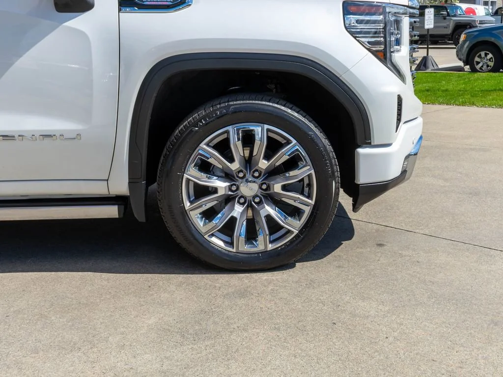 Certified Used 2024 White Frost Tricoat GMC Denali image 41
