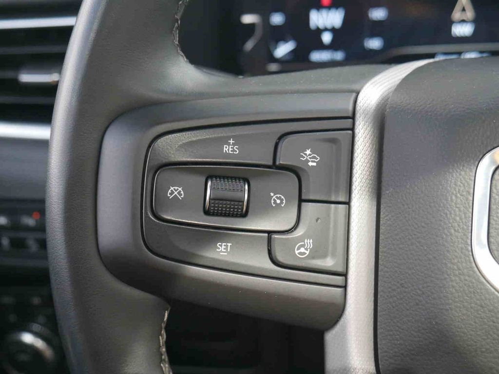 Used 2024  GMC Denali image 41