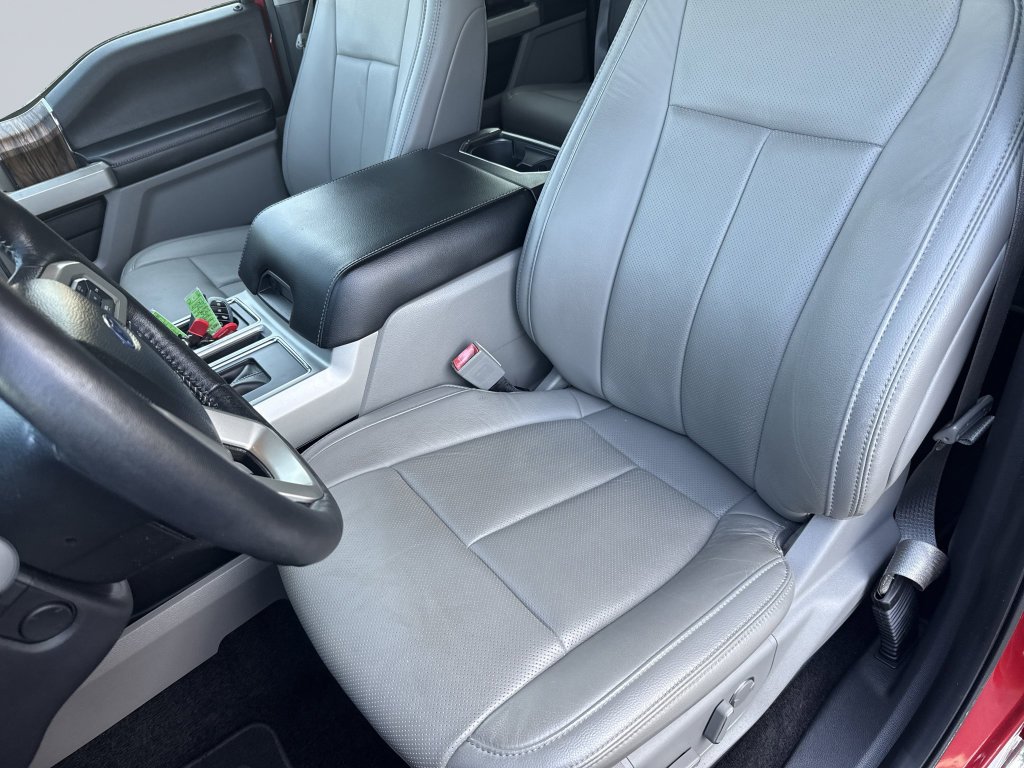 Used 2018 Ruby Red Metallic Ford Lariat image 10