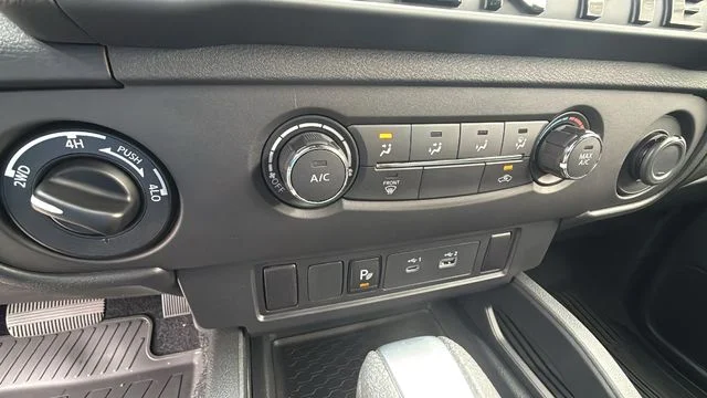 2026 Nissan Frontier SV - Photo 14