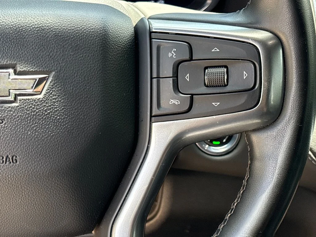 Certified Used 2023 Black Chevrolet Z71 image 18