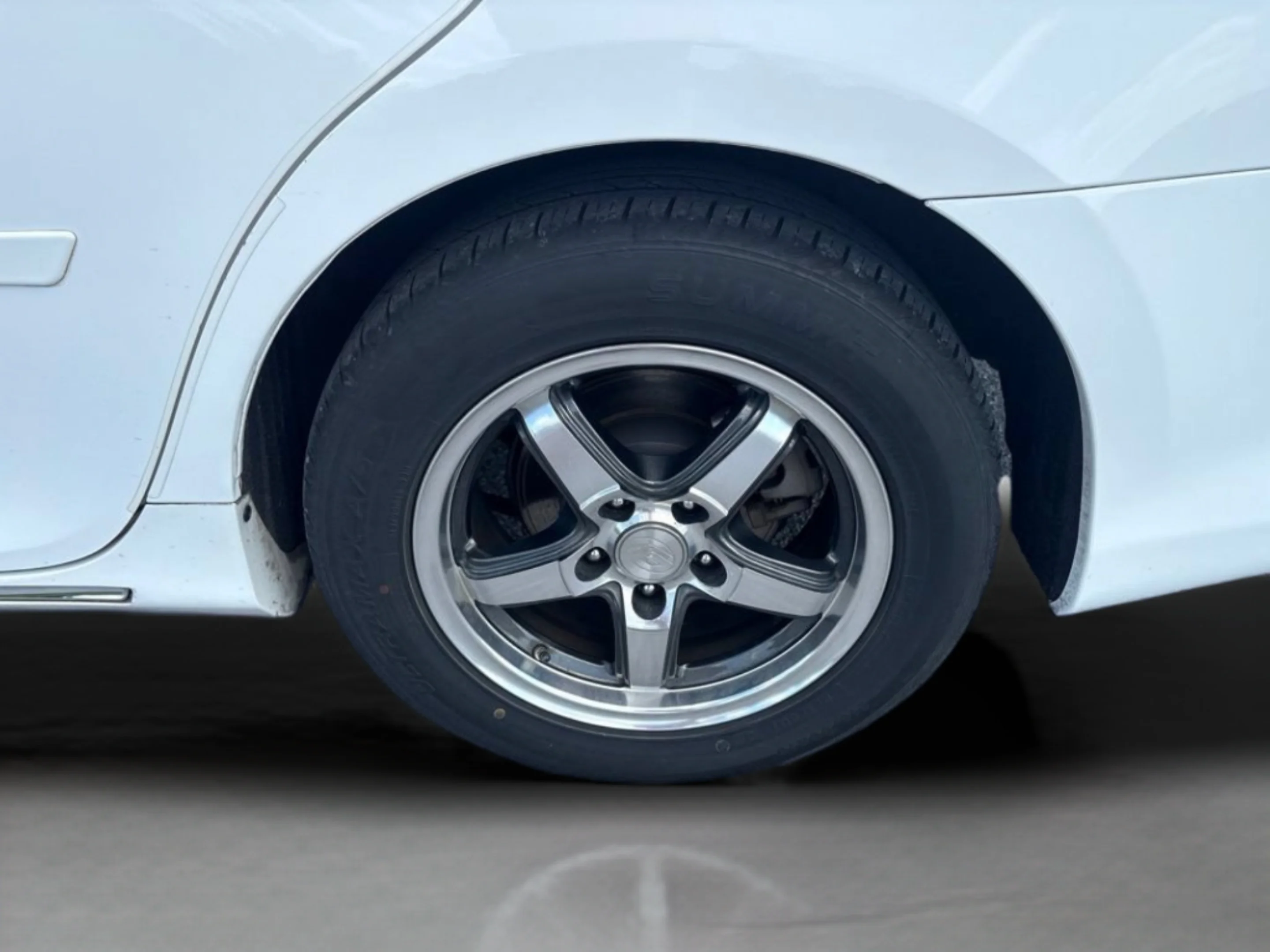 Used 2012 Super White Toyota LE image 35