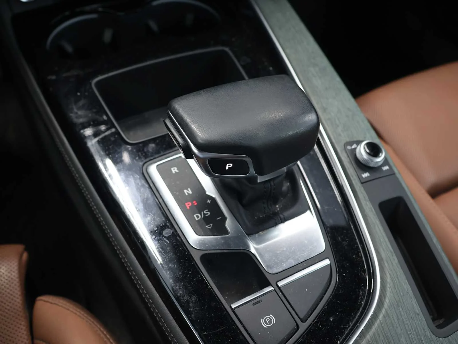 Used 2023 District Green Metallic Audi S line Prestige image 23