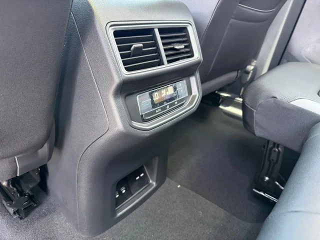 New 2026 Black Volkswagen 2.0T Peak Edition image 13