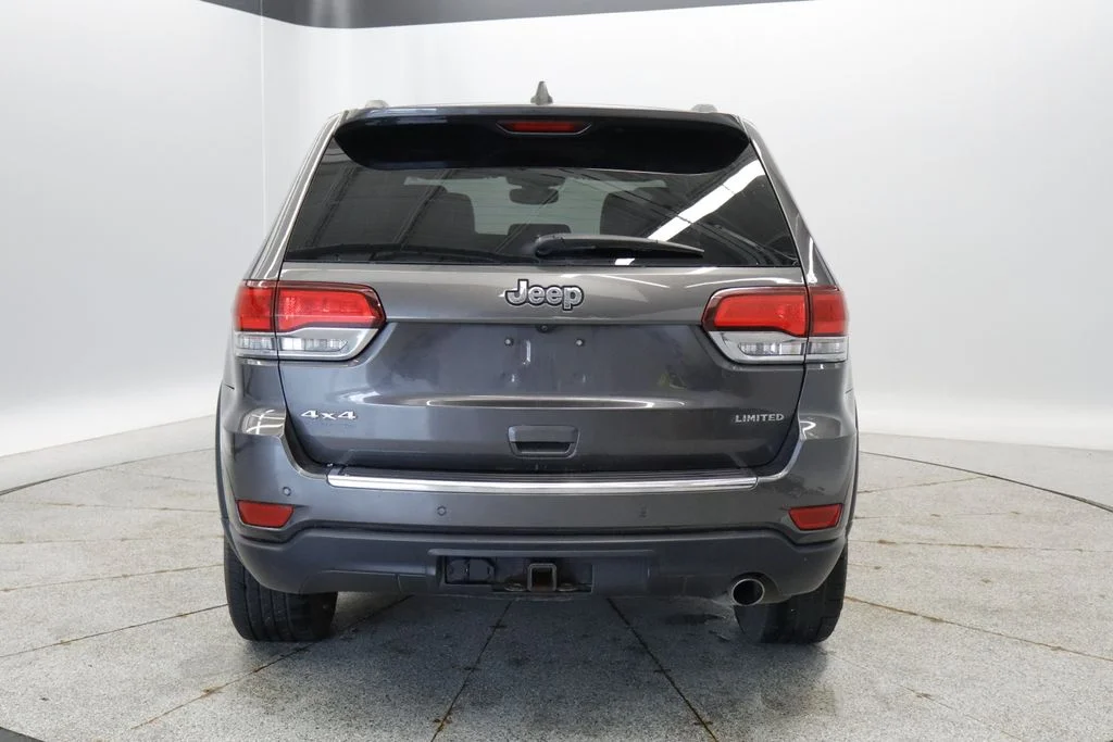 Certified Used 2020 Gray Jeep Limited image 4