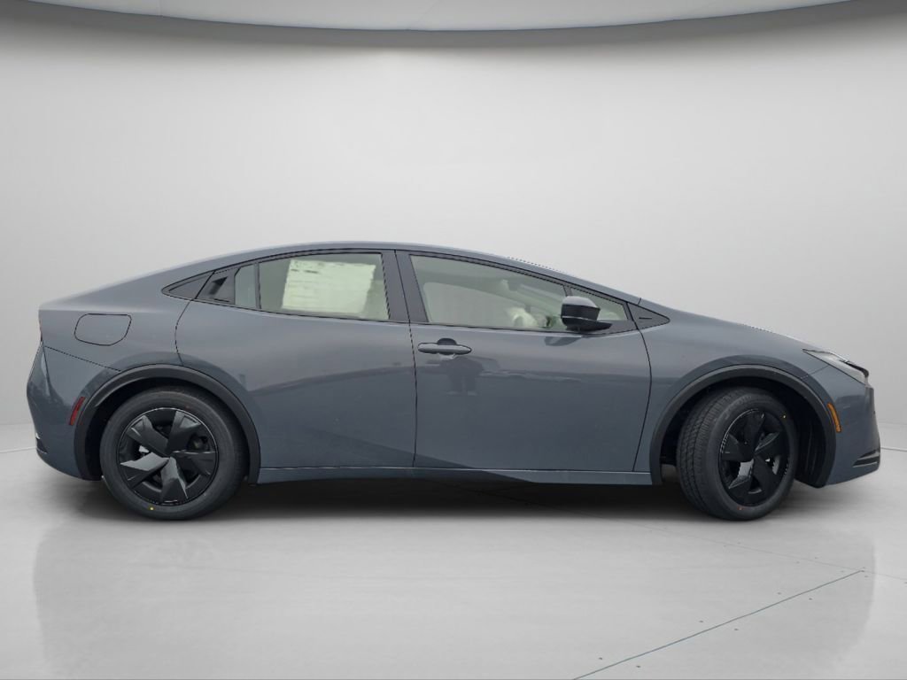 2026 Toyota Prius Plug-in Hybrid SE - Photo 24
