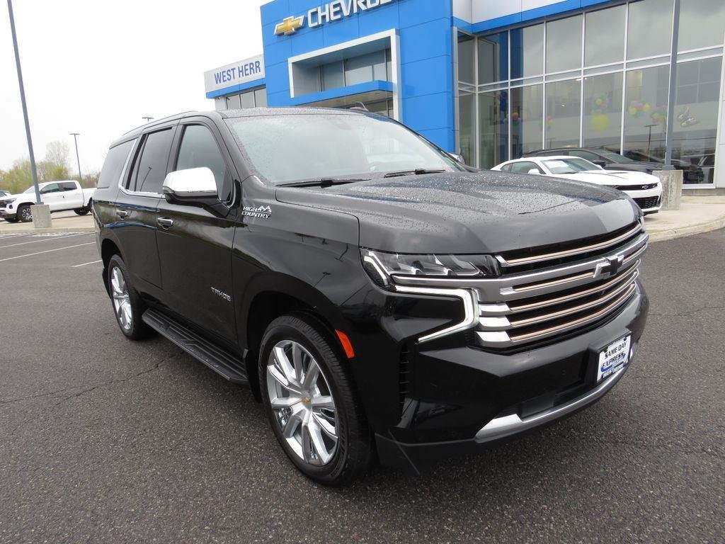 Used 2021 Black Chevrolet High Country image 2