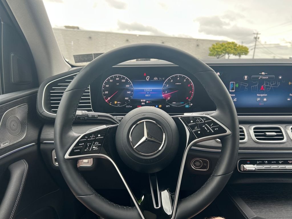 Used 2026 Black Mercedes-Benz GLS 450 image 14