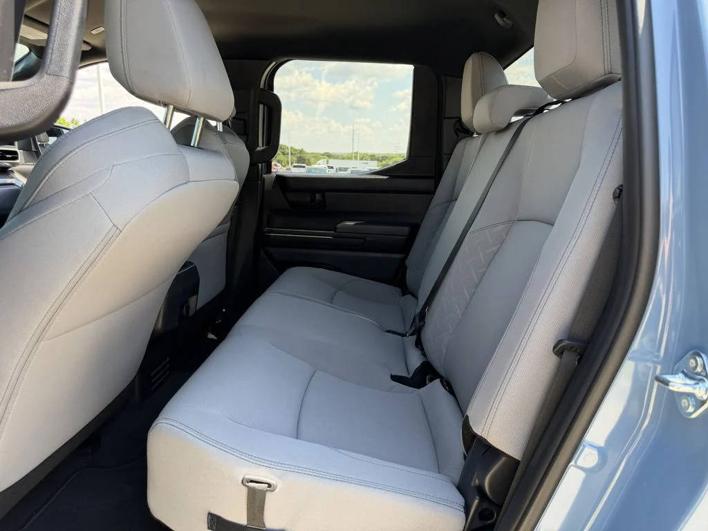 Used 2026 Blue Toyota SR5 image 28