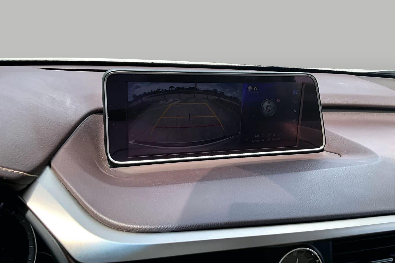 Used 2019 Eminent White Pearl Lexus Premium image 25