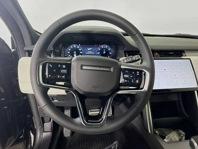 New 2026 Santorini Black Land Rover Landmark image 12